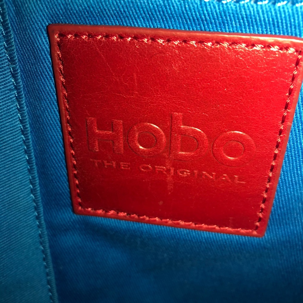 HOBO tan purse - Picture 3 of 9